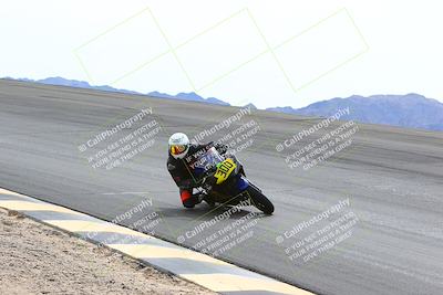 media/Feb-27-2022-CVMA (Sun) [[a3977b6969]]/Race 6 500 Supersport-350 Supersport (Holeshot)/